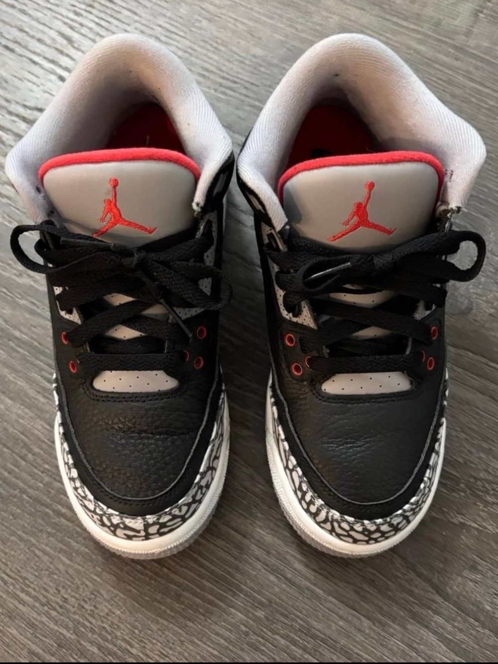 BLACK CEMENT 3s